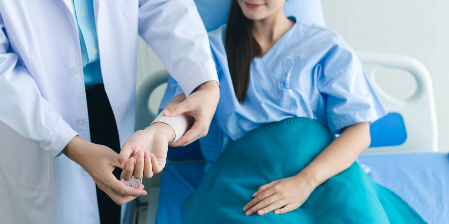 Hand And Upper Extremity Division Of Plastic Reconstructive Aesthetic Surgery At The University Of Toronto